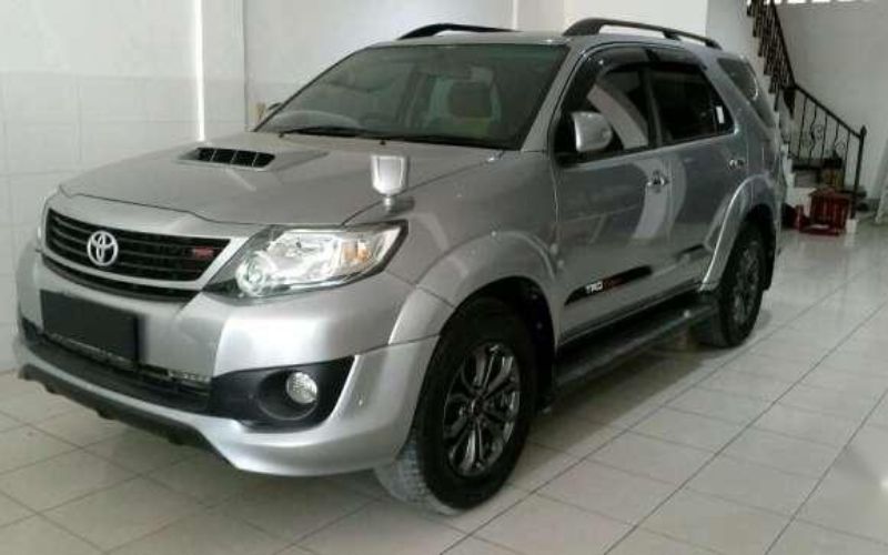 Makin Banyak Dicari, Segini Harga Toyota Fortuner VNT TRD Diesel 2015 yang Siap Jadi Cumi Darat!