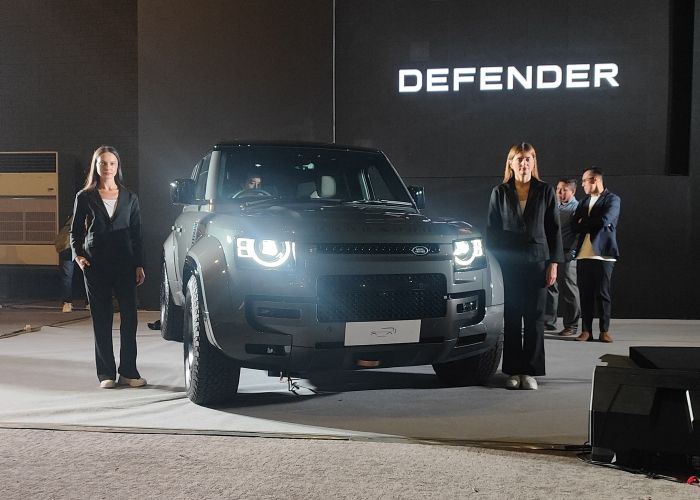 Defender Octa, SUV Terkuat Land Rover Meluncur di Indonesia