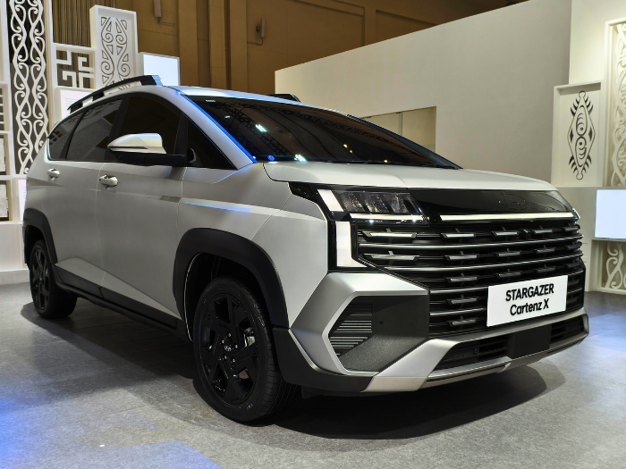 Hyundai Luncurkan Stargazer Cartenz dan Cartenz X di GIIAS 2025, Termahal Rp390 Jutaan