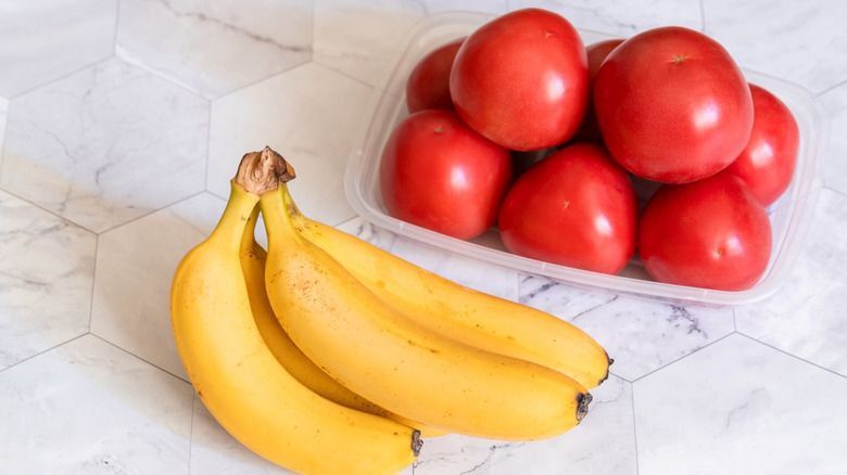 7 Manfaat Jus Pisang dan Tomat untuk Kesehatan Tubuh