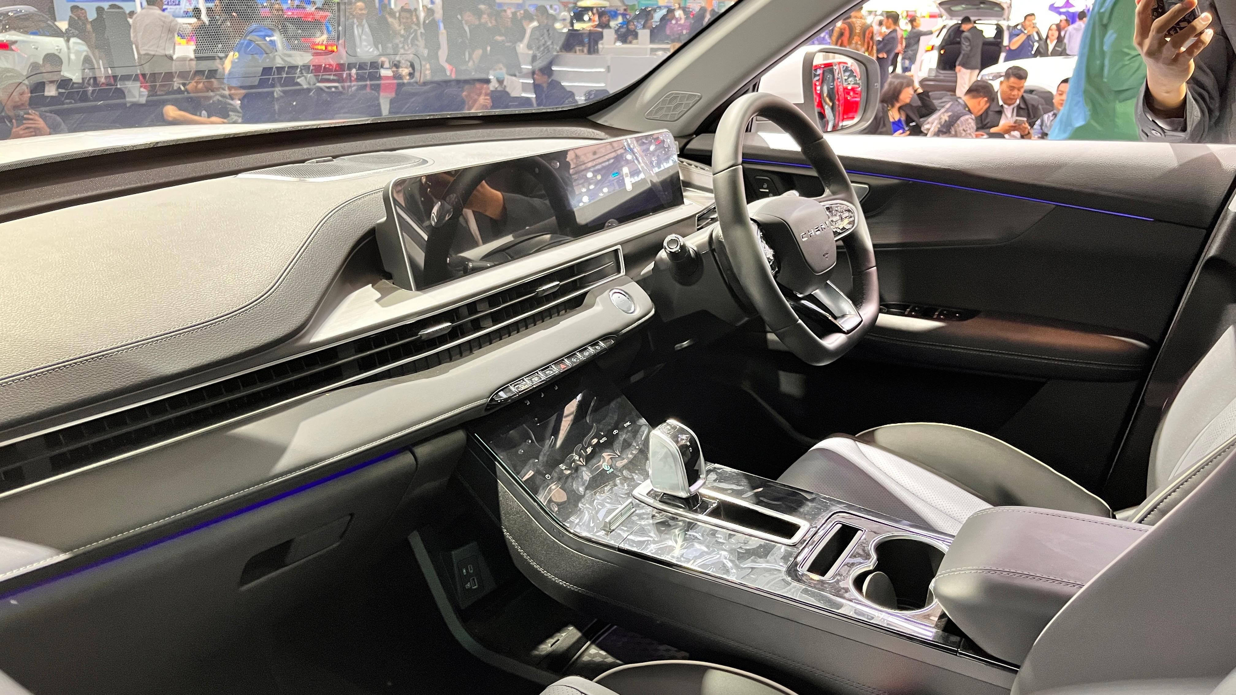 Chery Tiggo Cross CSH Hadir di GIIAS 2025 dengan Teknologi Hybrid Canggih, Berapa Harganya?