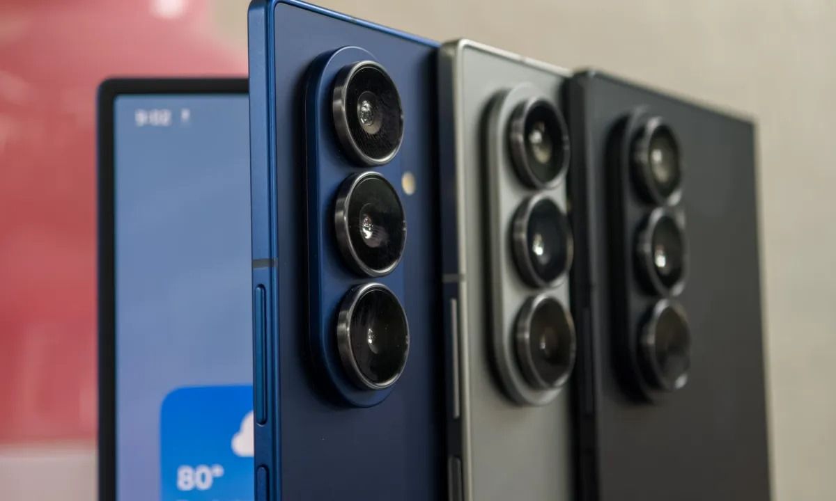 Samsung Galaxy Z Fold 7 Tahan 500.000 Lipatan, Tapi OnePlus Masih Jadi Raja Ketahanan