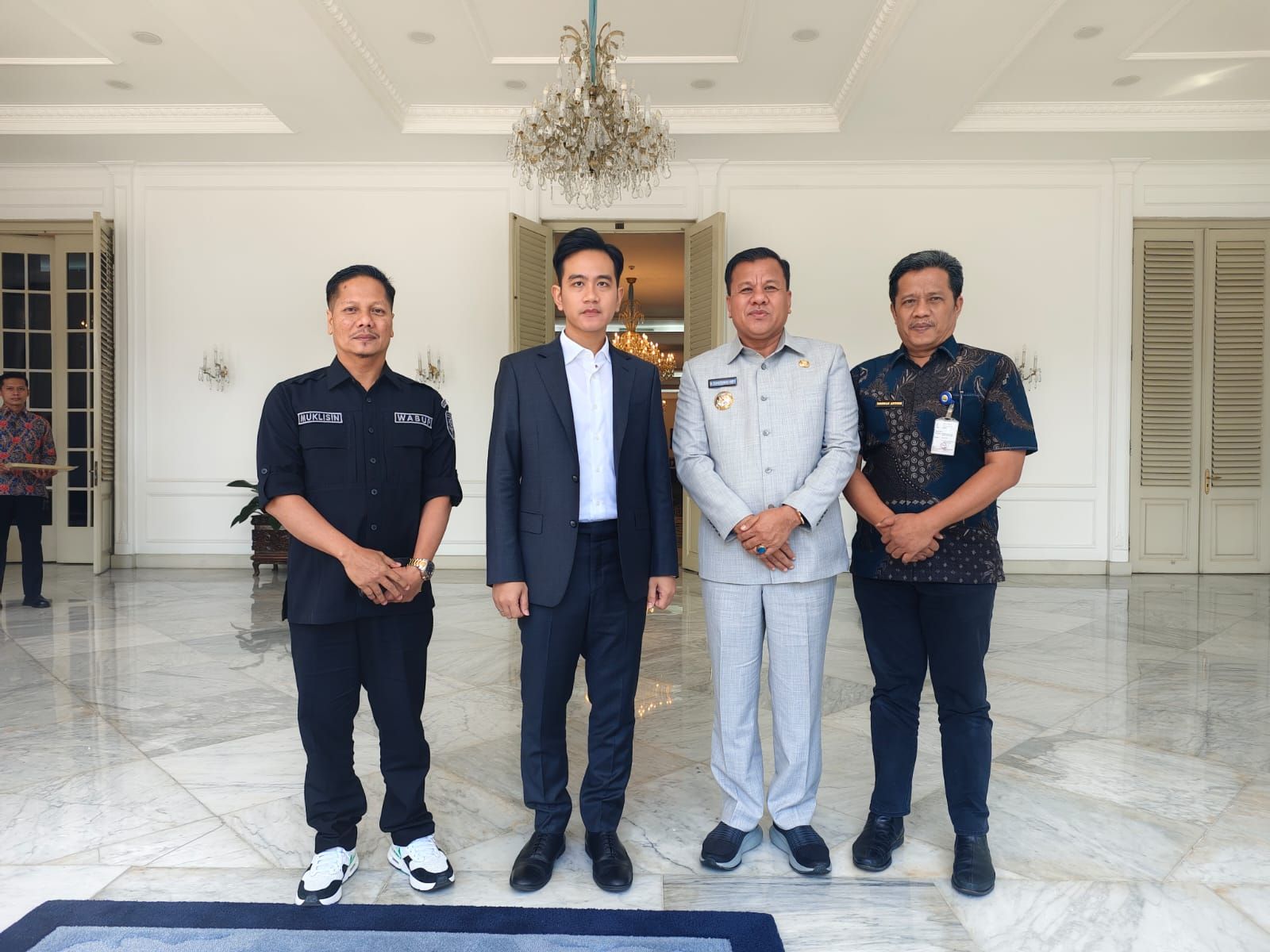 Wakil Presiden Gibran Hadiri Puncak Pacu Jalur di Kuansing