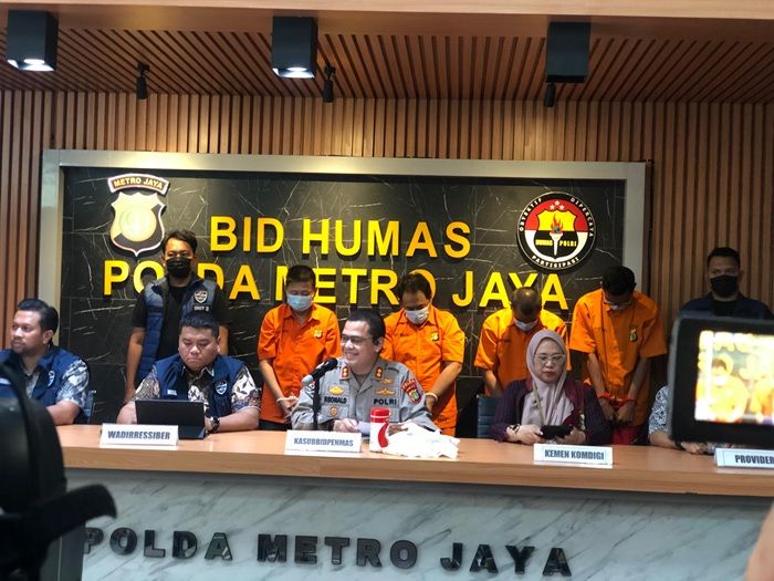 Polda Metro Bongkar Penjualan SIM Card dan Linkedin Pakai Data Pribadi Warga, Digunakan Untuk Penipuan