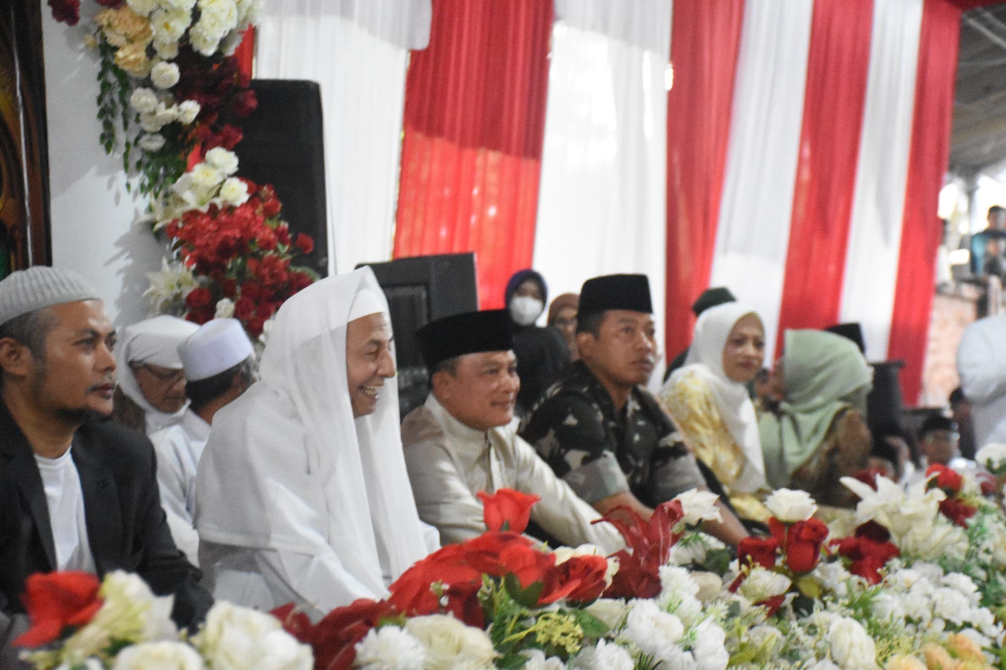 Bupati Kuningan Terima Kunjungan Anggota Watimpres Habib Luthfi bin Yahya, Hadiri Haul Syekh Muhibat ke-11