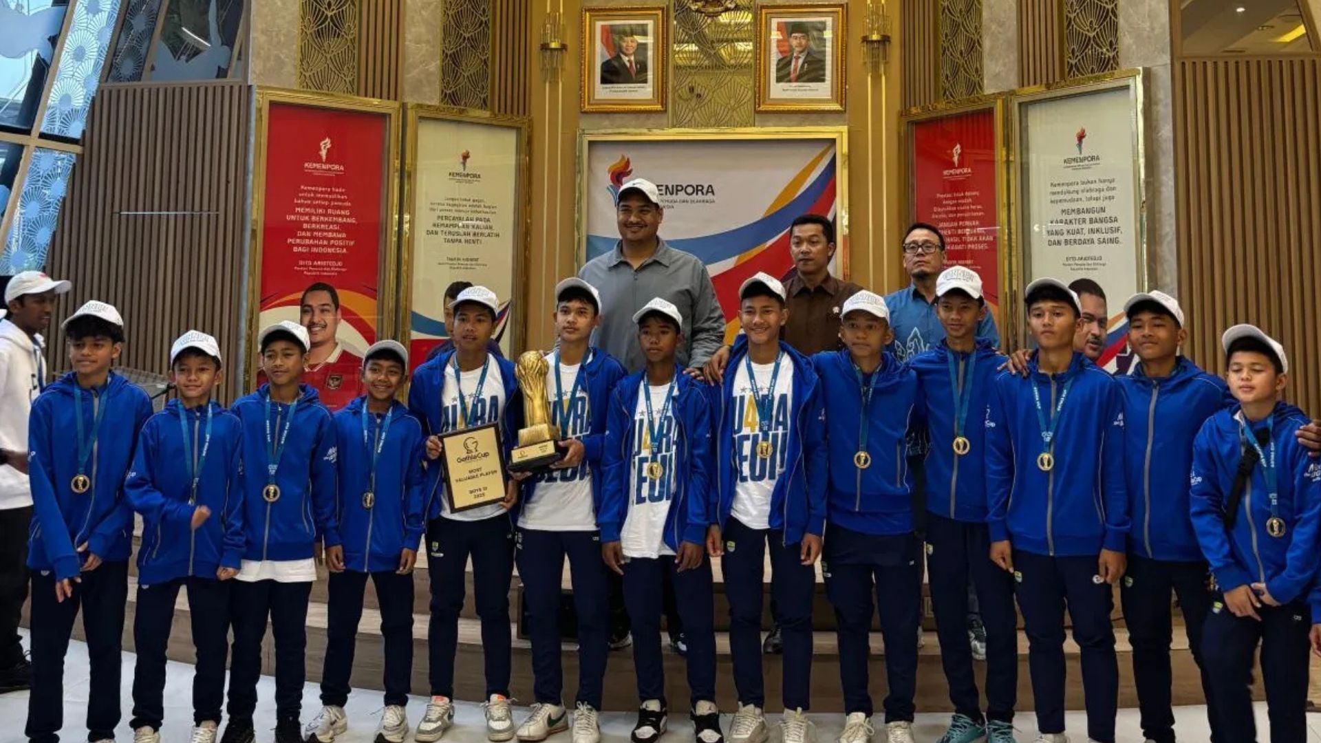 Menpora Dito Apresiasi Kemenangan Akademi Persib Cimahi di Gothia Cup 2025