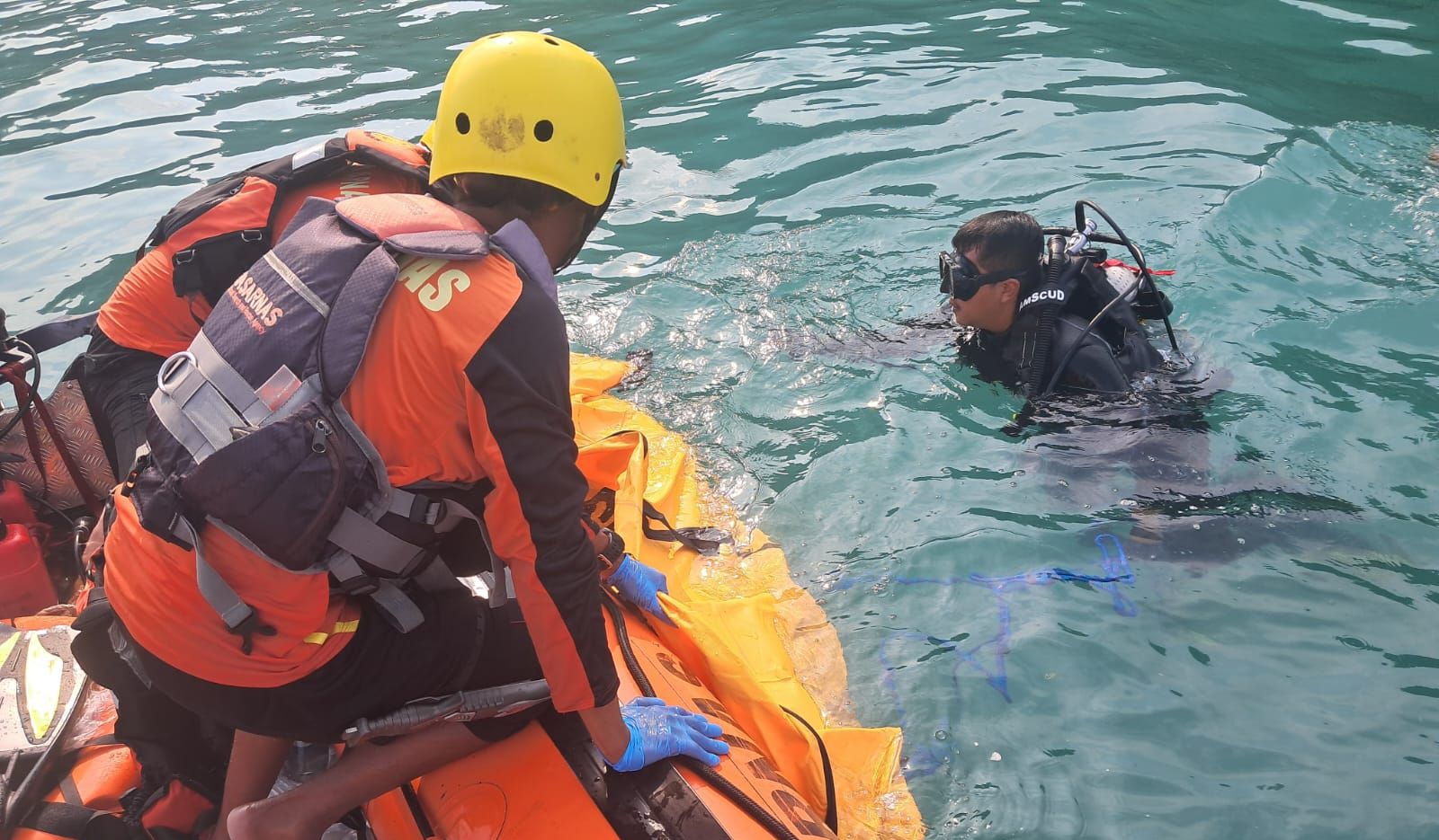 Dua Korban Terseret Arus di Pantai Lampung Selatan Ditemukan dalam Kondisi Meninggal Dunia