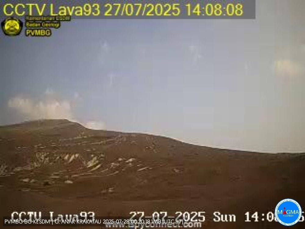 Gunung Anak Krakatau Status Waspada, Masyarakat Diminta Jauhi Radius 2 Kilometer dari Kawah Aktif