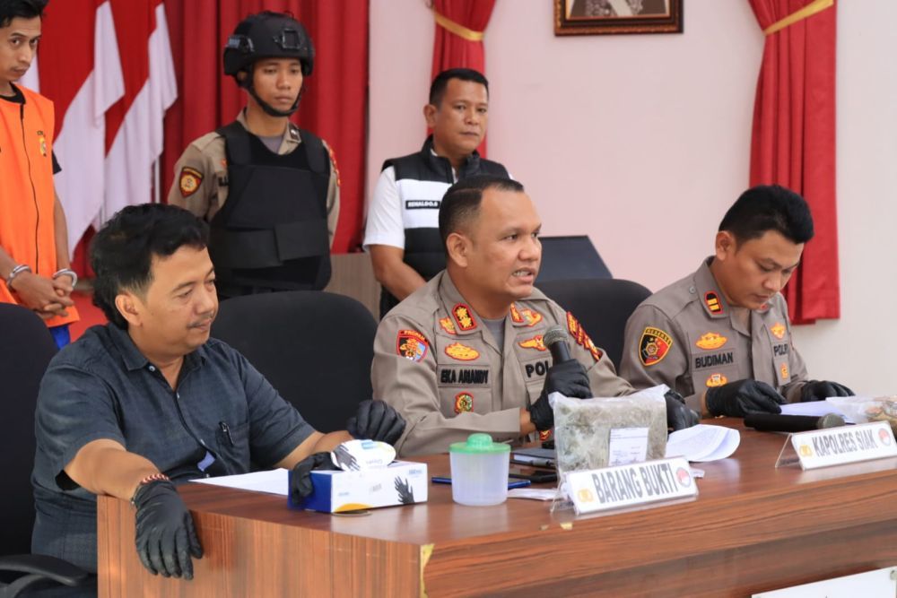 2,2kg Ganja Diamankan Polisi di Riau