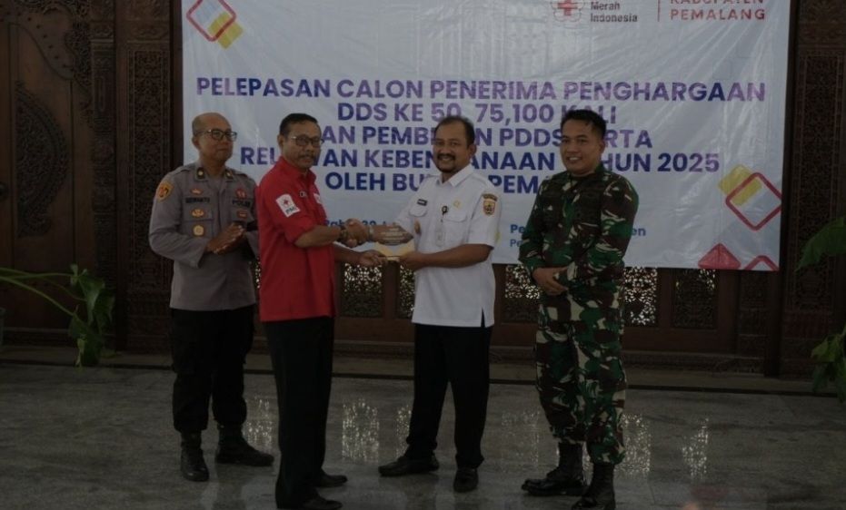 PMI Pemalang Raih Sertifikat ISO, Bupati hingga Relawan Diganjar Penghargaan Donor