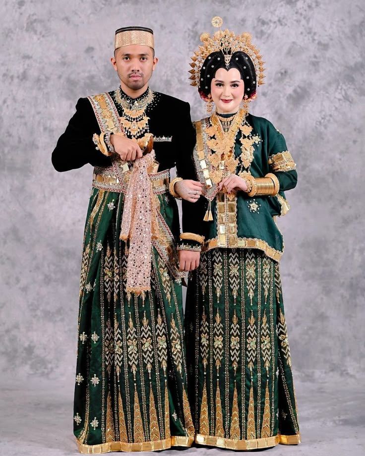 5 Pakaian Adat Tradisional di Indonesia yang Unik, Jadi Cerminan dan Filosofi Bangsa