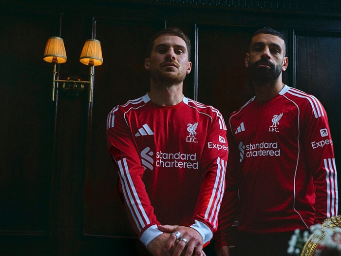 Liverpool Pamer Jersey Terbaru, Ada Detail Ikonik Buat Fans Sejati