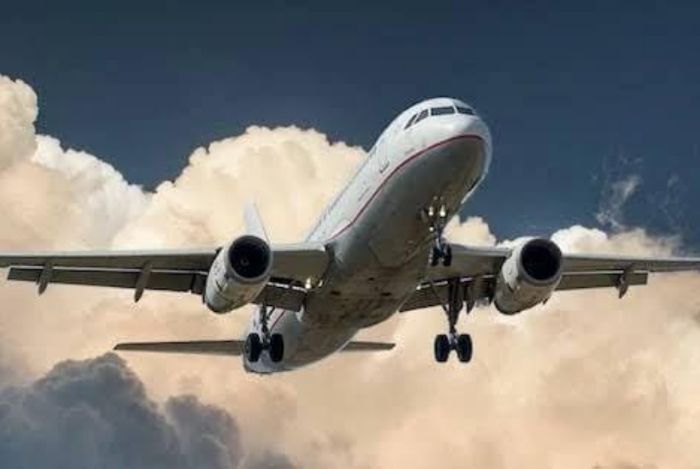 Cuaca Ekstrem! Pesawat Super Air Jet Gagal Mendarat di Jambi, Dialihkan ke Palembang