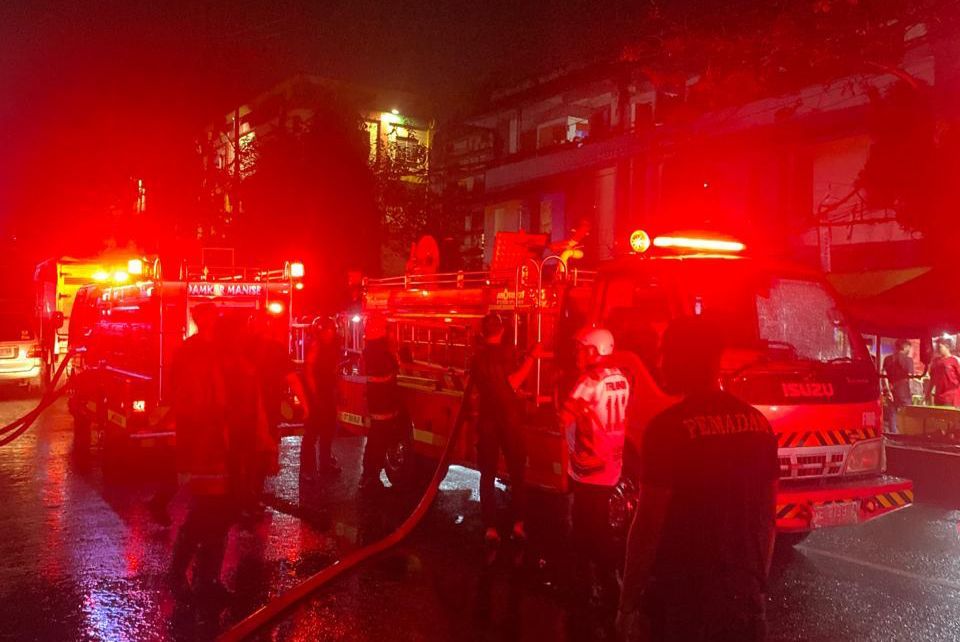 Penginapan Rahmat di Jalan Yos Sudarso Ambon Terbakar