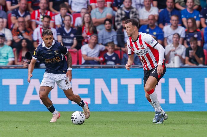Piala Johan Cruyff: Pemain Timnas Indonesia Dean James Bermain Ciamik Meski Timnya Kalah dari PSV Eindhoven