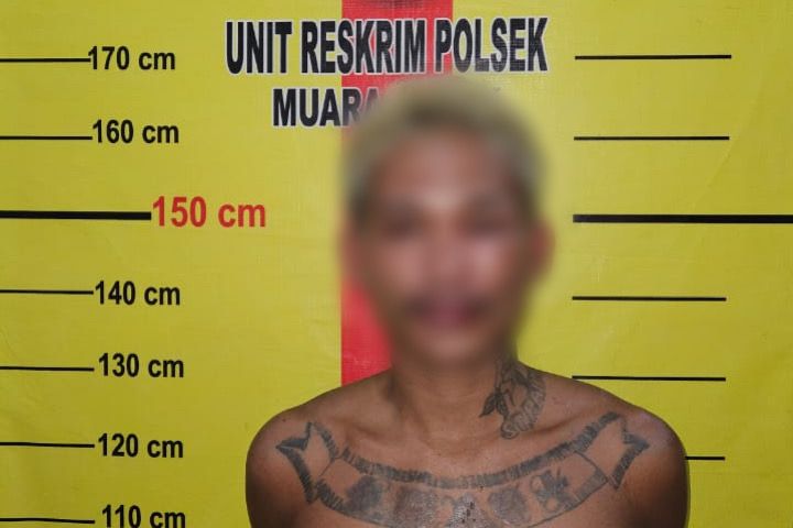 Polisi Muara Badak Amankan Pemuda Bersenjata Tajam yang Berbuat Onar