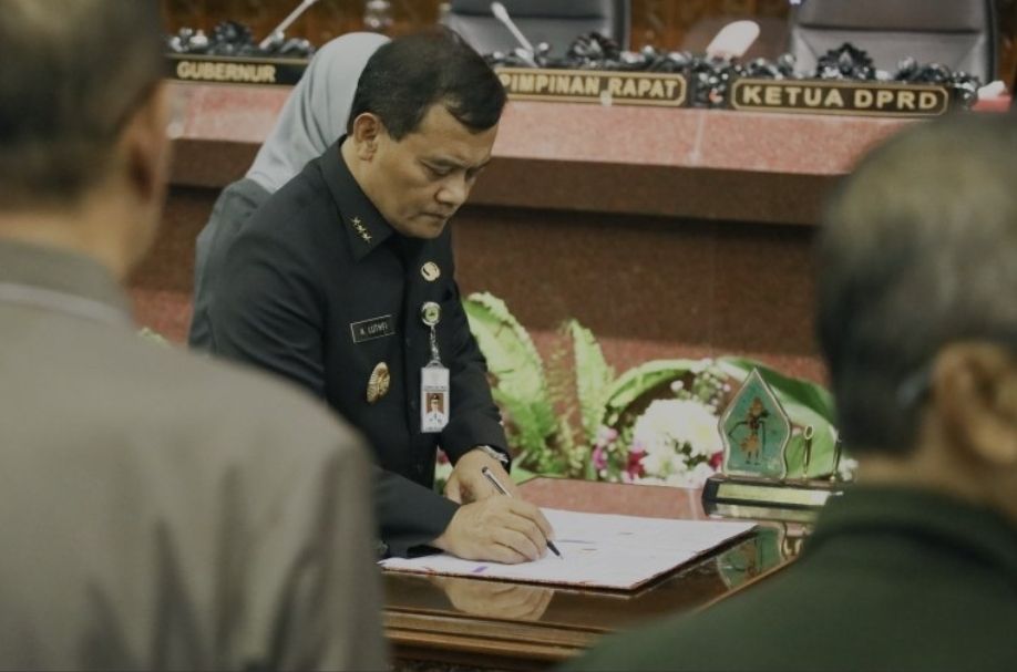 Ahmad Luthfi Prioritaskan Kemiskinan dan Infrastruktur dalam Perubahan APBD 2025