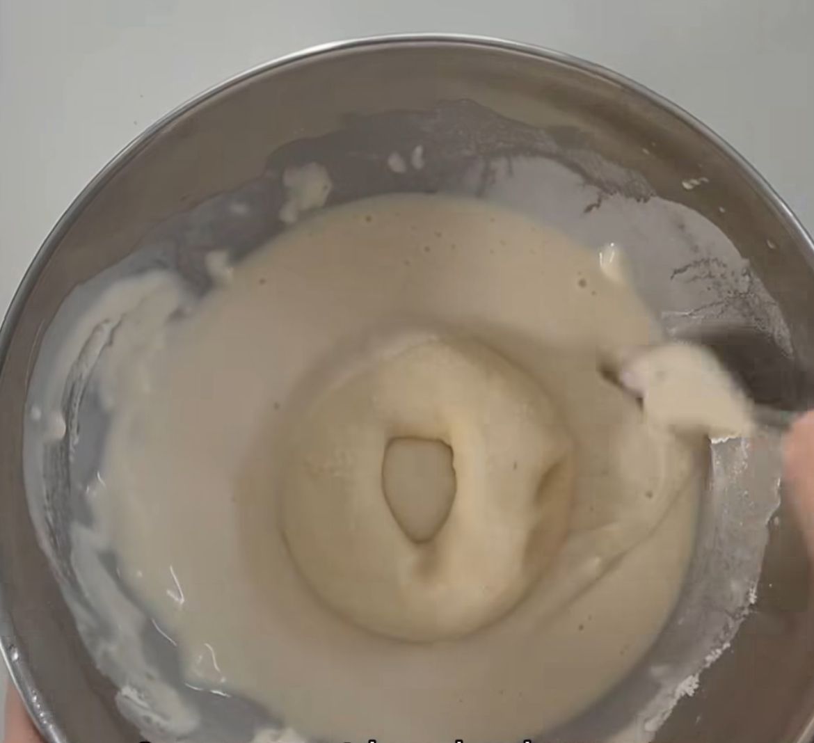 Tanpa Telur! Begini Resep Donat Susu Krispi Agar Tetap Lembut dan Renyah