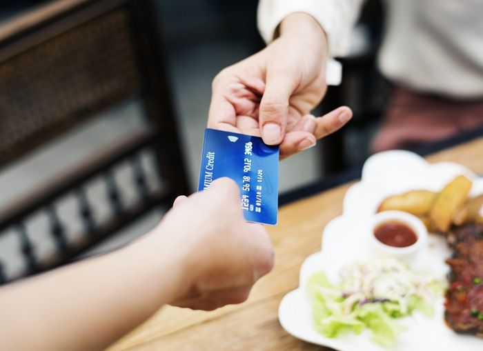 Pemanfaatan Kartu Debit GPN untuk Transaksi Online di Indonesia
