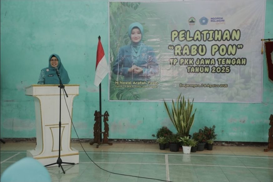 TP PKK Jateng Dorong Perempuan Banjarnegara Aktif Menanam Lewat Program Rabu Pon