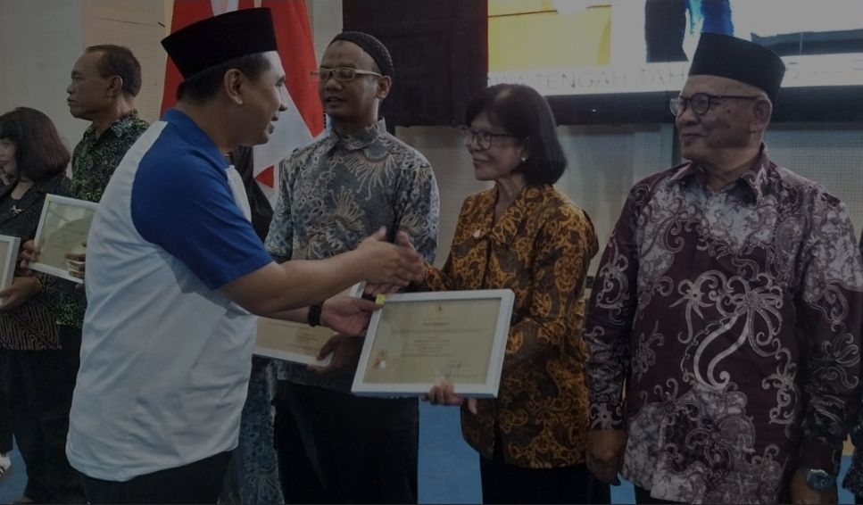 2.140 Pendonor Darah Sukarela Terima Penghargaan dari Wagub Jateng