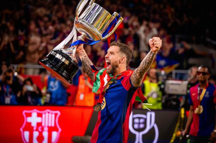 Inigo Martinez Putuskan Tinggalkan Barcelona, Al Nassr Jadi Tujuan Berikutnya?