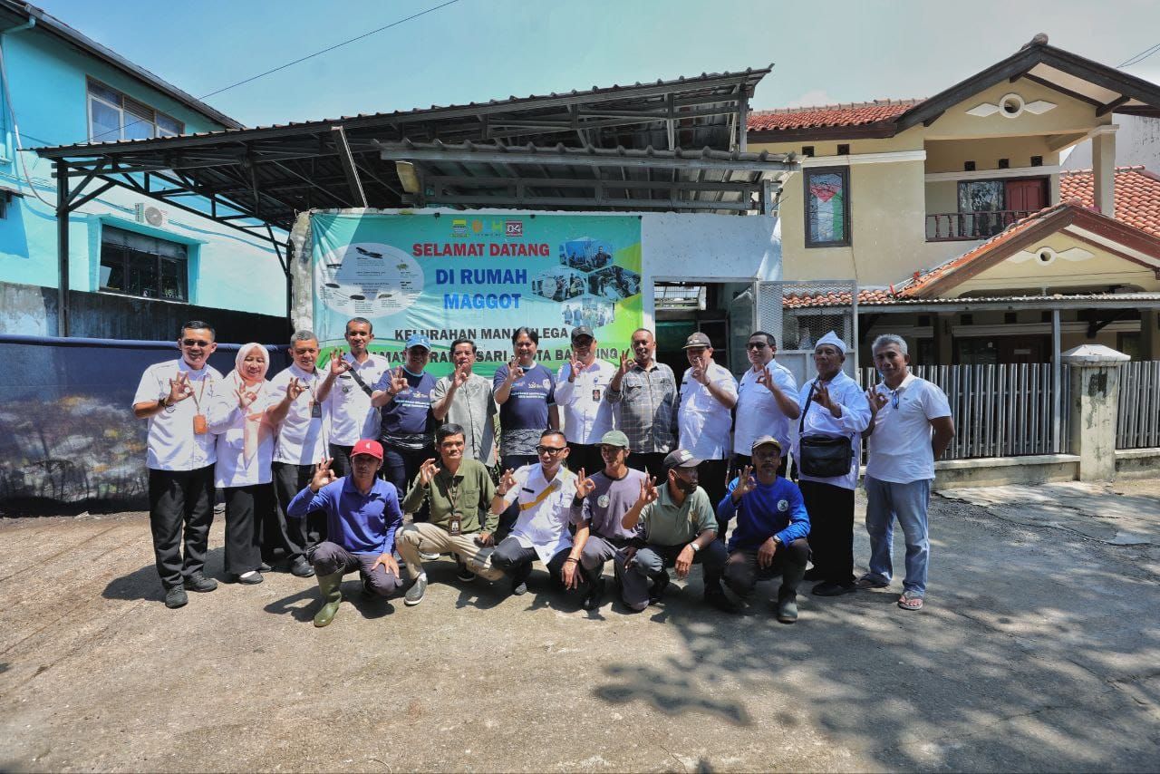 Strategi Baru Pemkot Bandung: Tangani Sampah Langsung di Sumbernya