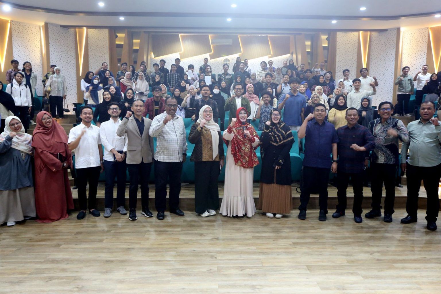 Kuliah Umum di UII Yogyakarta, Wali Kota Banda Aceh Ajak Perempuan Berani Tampil dan Tangguh
