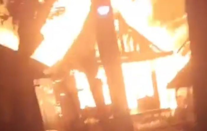 Kebakaran Hebat di HST, 7 Rumah Hangus di Cukan Lipai – Api Berhasil Dipadamkan