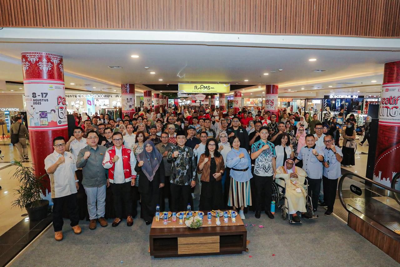 Pasar Kreatif Bandung 2025 Resmi Dibuka, Libatkan Ratusan Pelaku UMKM Lokal