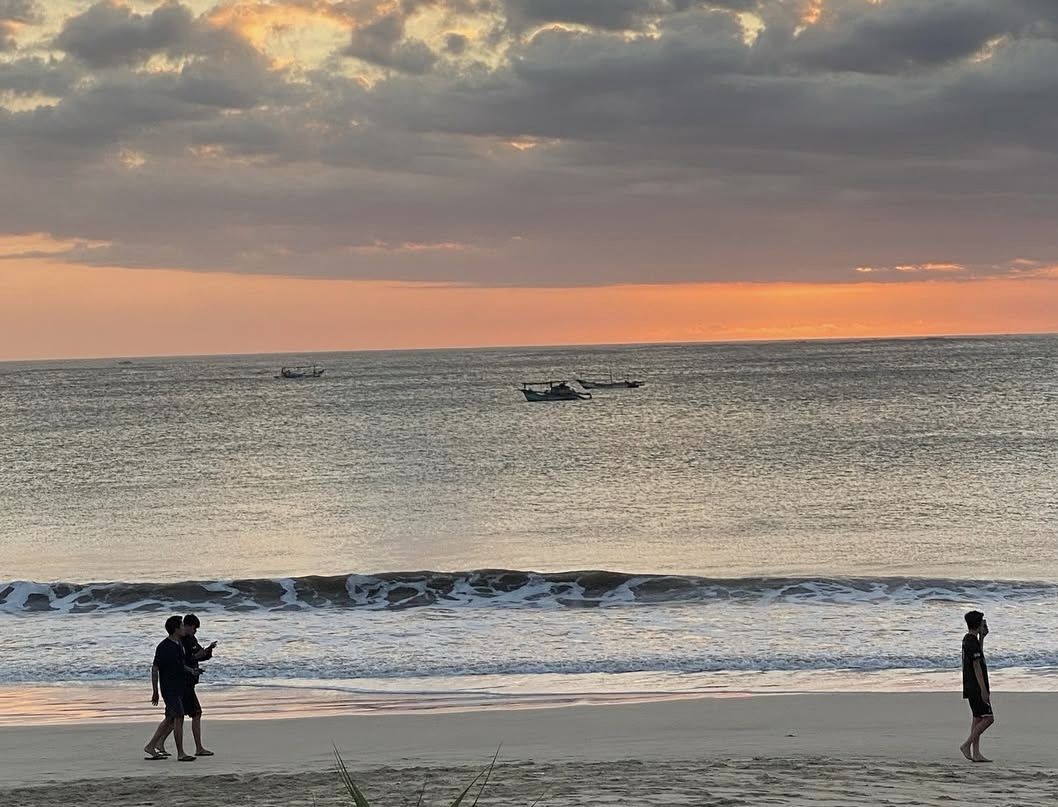 Lupakan Bali, Wisata Pantai Santolo di Garut Ternyata Gak Kalah Indah dan Instagramable