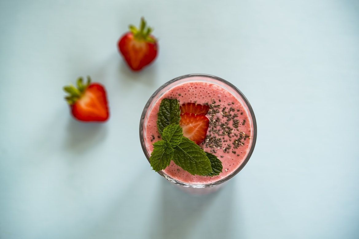 7 Manfaat Jus Stroberi dan Tomat untuk Kesehatan Tubuh, Kaya Vitamin!