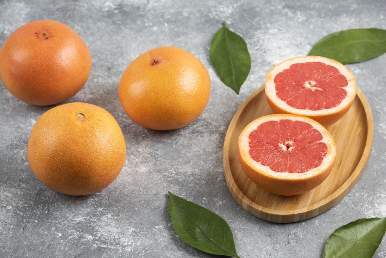 7 Manfaat Grapefruit untuk Kesehatan Tubuh, Segar dan Kaya Nutrisi!