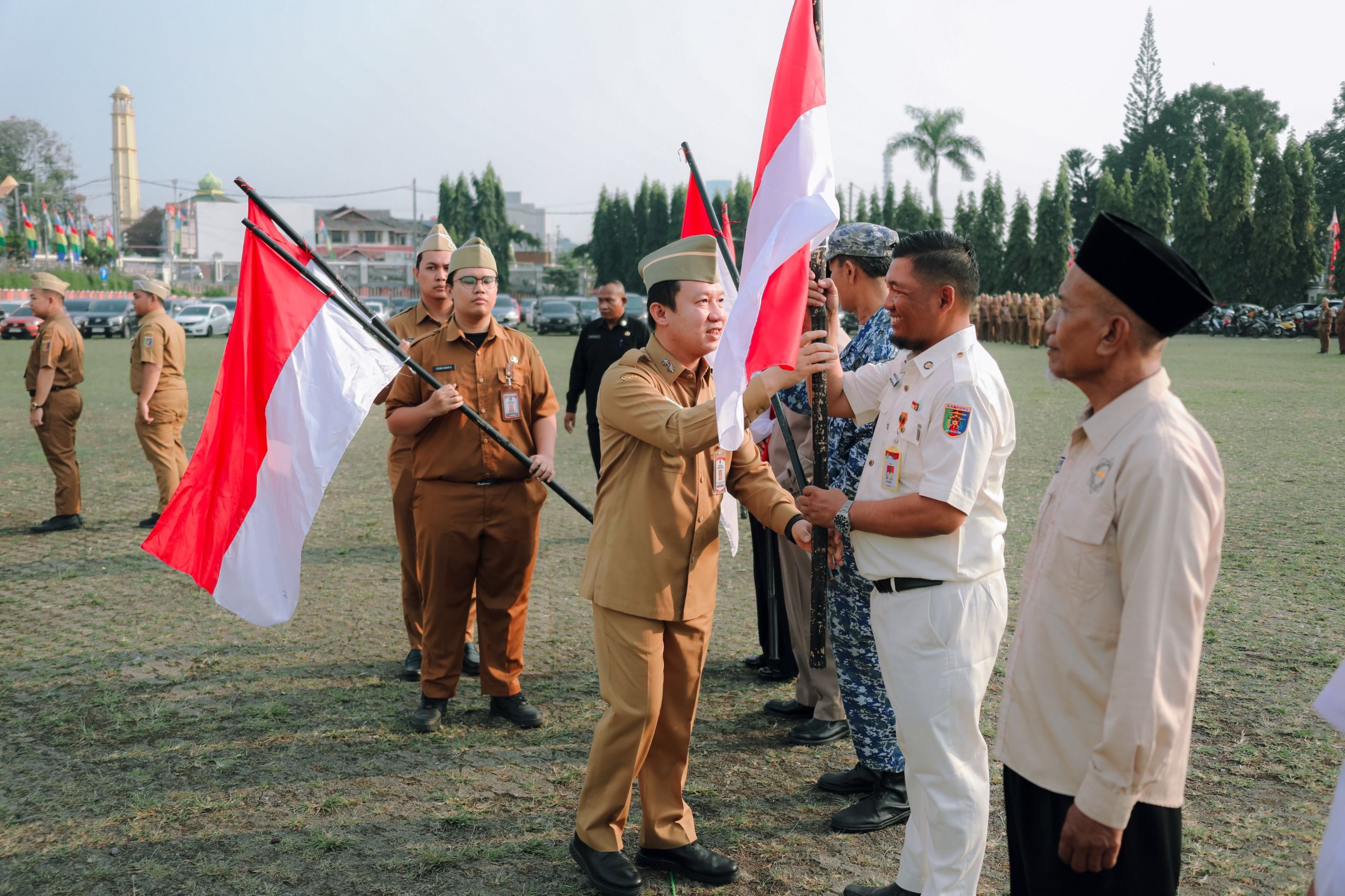 Jelang HUT ke-80 RI, ASN Lampung Diminta Jadi Teladan Gerakan Pengibaran Bendera Merah Putih