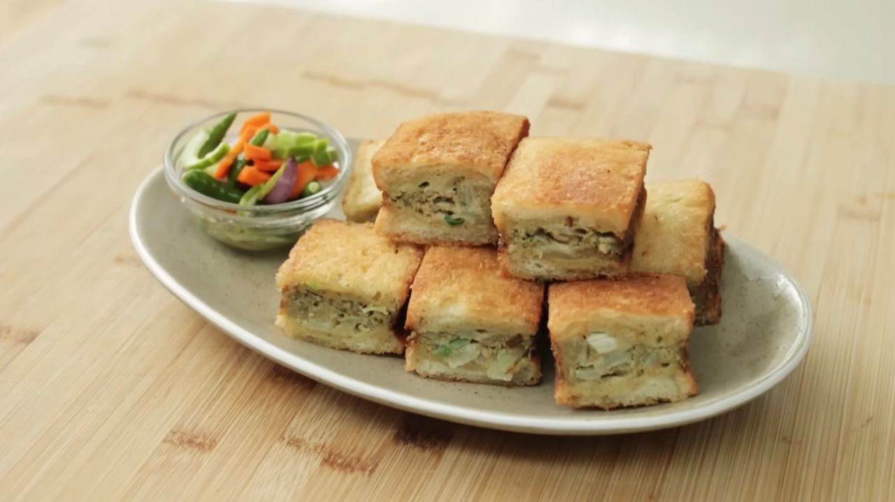 Resep Martabak Telur Roti Tawar yang Enak, Gurih, dan Mudah Dibuat
