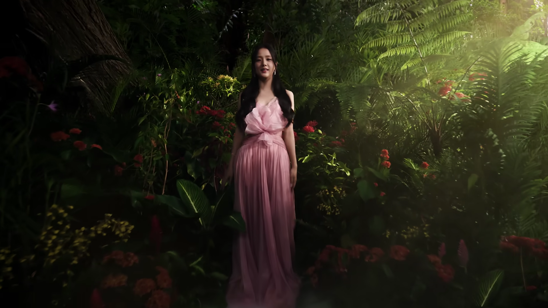Mengintip Keindahan Rainforest Wild ASIA Singapura yang Jadi Lokasi Syuting MV Jisoo BLACKPINK