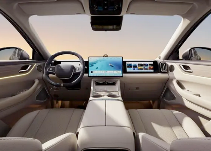 Chery Exeed Exlantix E05 Pamer Interior, Punya 3 Layar di Dasbor