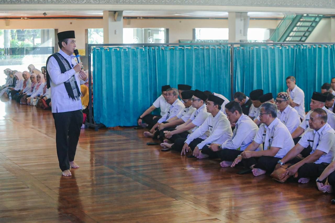 Wakil Wali Kota Bandung Ajak ASN Jadikan Keluarga sebagai Fondasi Kehidupan Berkah
