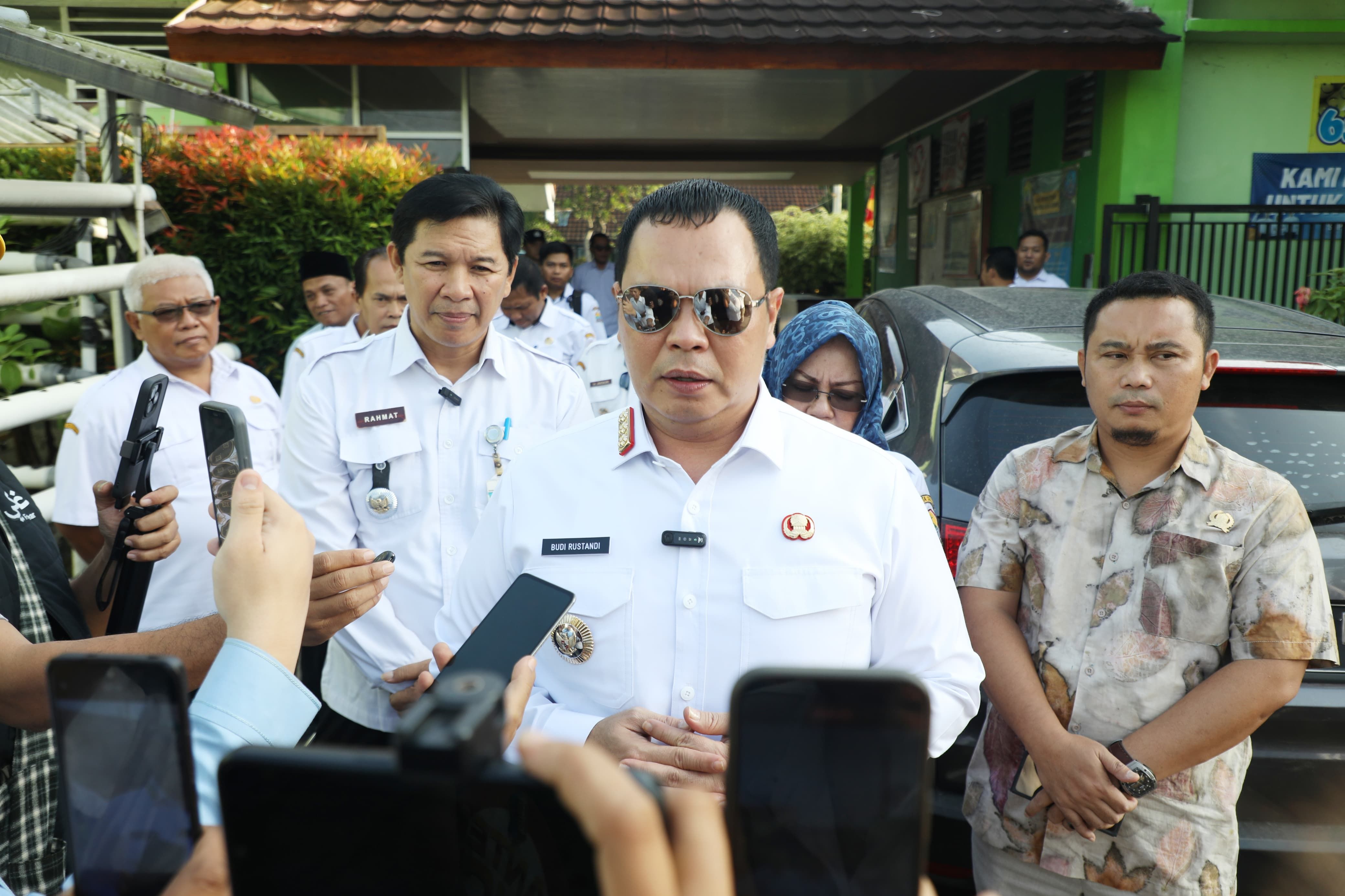 Ditegur Gubernur Banten, Wali Kota Serang Mlempem Soal Klaim 8 Pulau