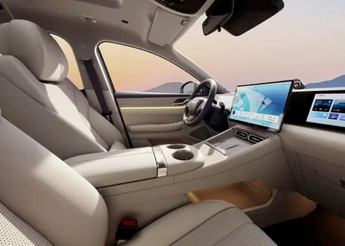 Chery Exeed Exlantix E05 Pamer Interior, Punya 3 Layar di Dasbor