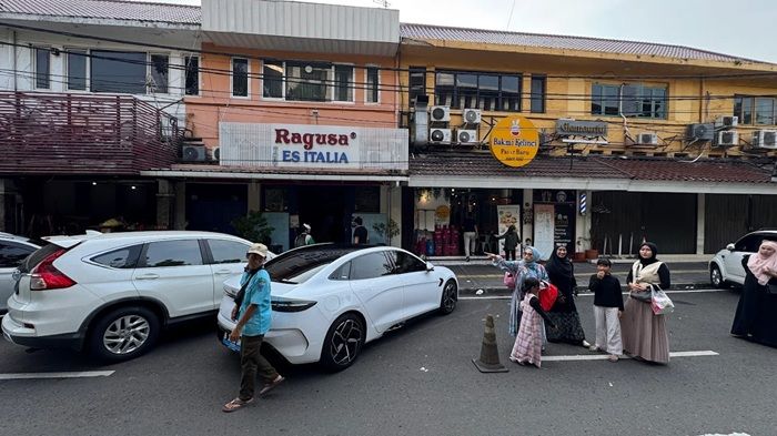 7 Restoran Paling Bersejarah di Indonesia: Yuk, Jelajahi Kisah Masa Lalu Lewat Santapan Legendaris!