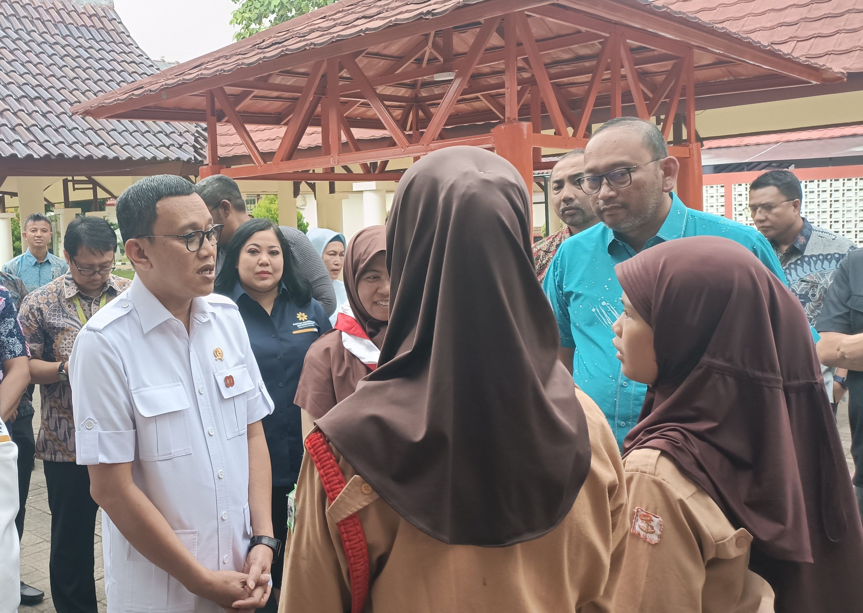 Kunjungi Sekolah Rakyat, Menteri Karding Dorong Pembentukan Kelas Migran untuk Siswa SMA