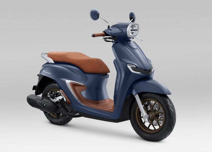 Honda Stylo 160 Punya Kelir Baru Royal Matte Blue