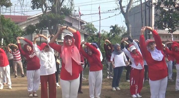 Meriahkan HUT KE-80 RI, Warga di Kenali Asam Bikin Lomba Senam
