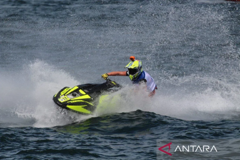 Jasmin Ypraus Berhasil Juara Aquabike World Championship 2025 di Kategori Ski Ladies GP1
