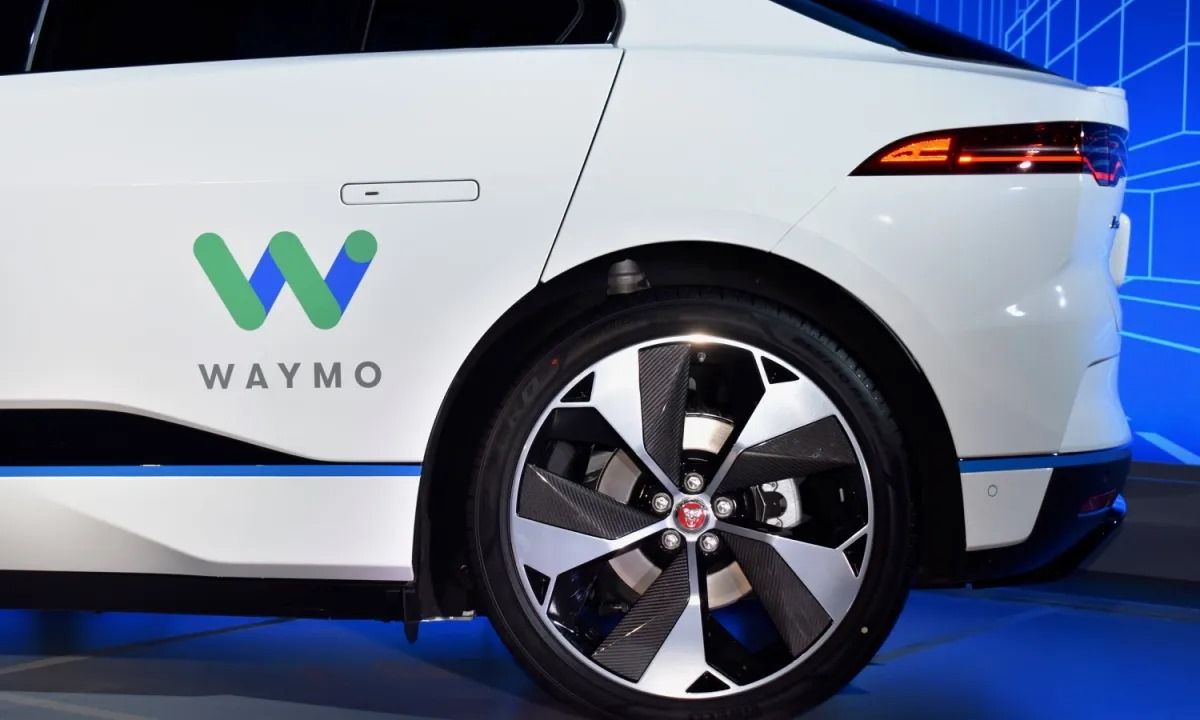 Tren Unik di Atlanta: Penumpang Uber Lebih Suka Robotaxi Waymo daripada Pengemudi Manusia