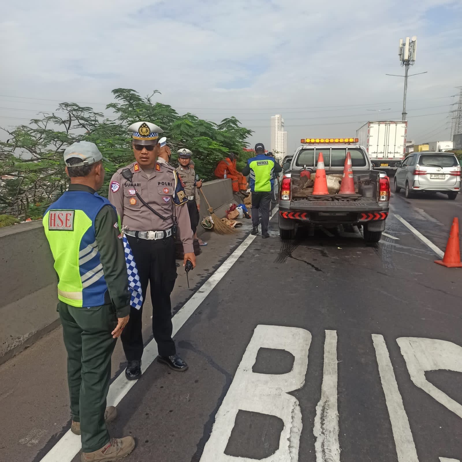 Mobil Tiba-tiba Mati Mesin hingga Terbakar di Tol Layang Kemayoran, Begini Kronologinya