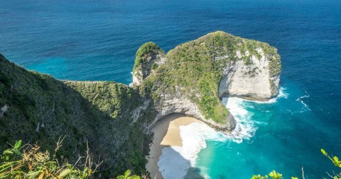 Nusa Penida Bali, Liburan Anti Mainstream dengan Spot Instagramable Tiada Habisnya