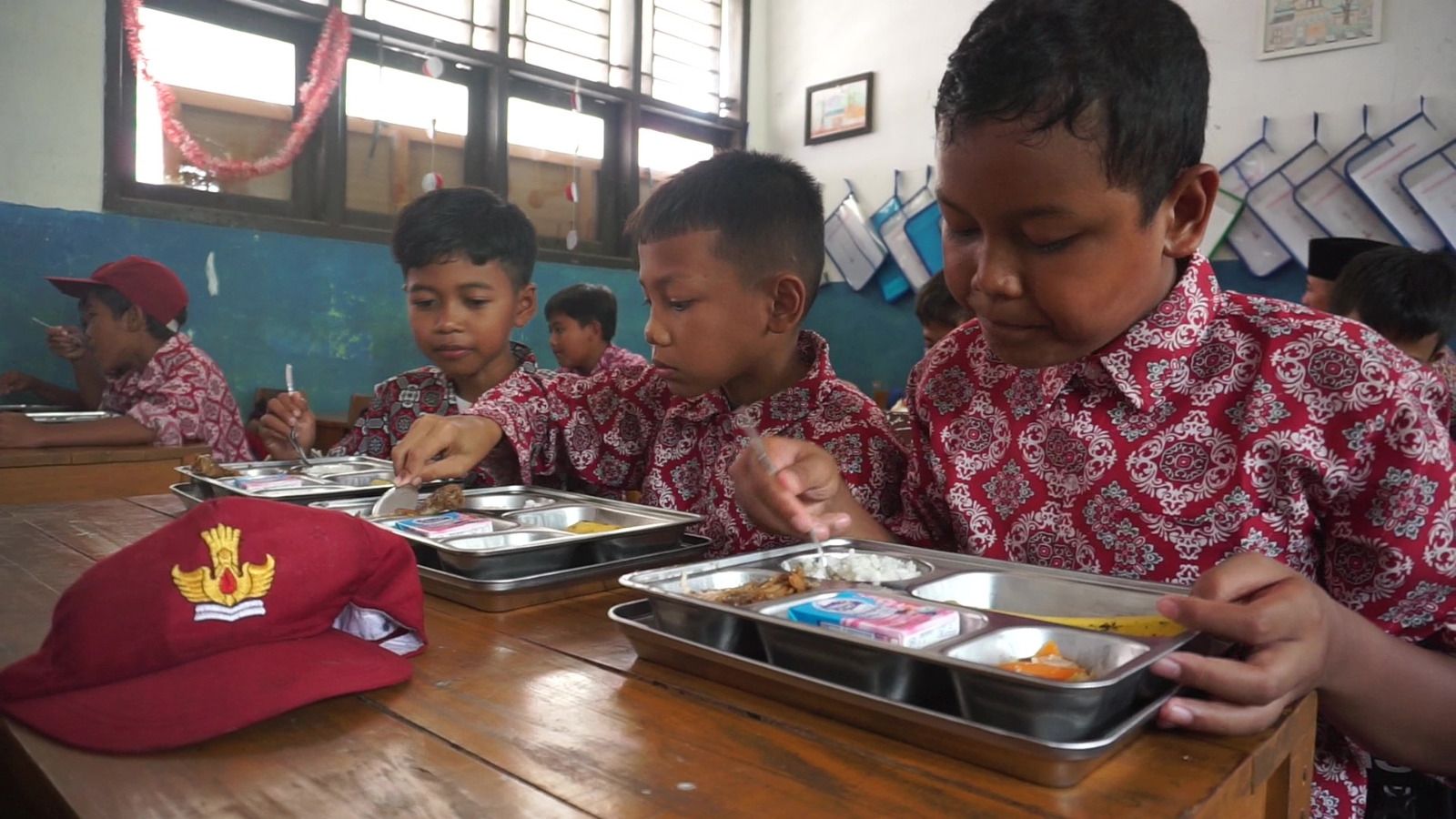 Rantang Anti Karat SUS 304 Dipilih Dapur MBG Lebak Untuk Jamin Makanan Tetap Sehat dan Higienis