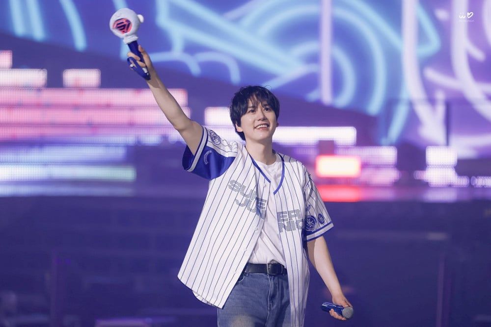 Kyuhyun Super Junior Cedera di Konser Anniversary ke-20, Tetap Teguh Lanjutkan Penampilan
